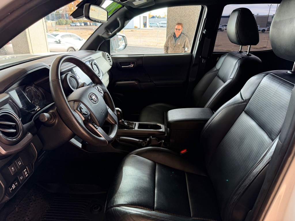 2020 Toyota Tacoma Image 7