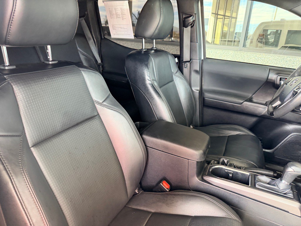 2020 Toyota Tacoma Image 22