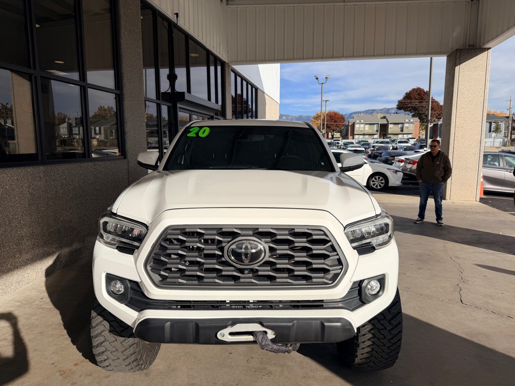 2020 Toyota Tacoma Image 27