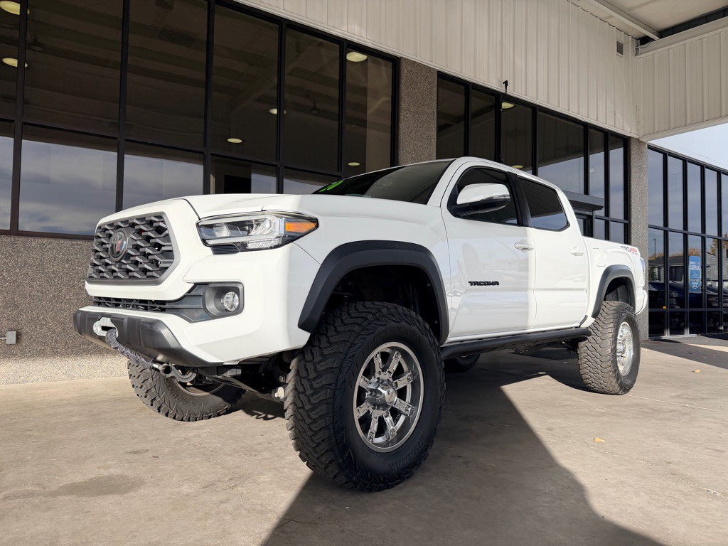 2020 Toyota Tacoma Image 30