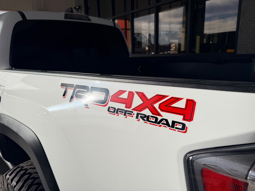 2020 Toyota Tacoma Image 34