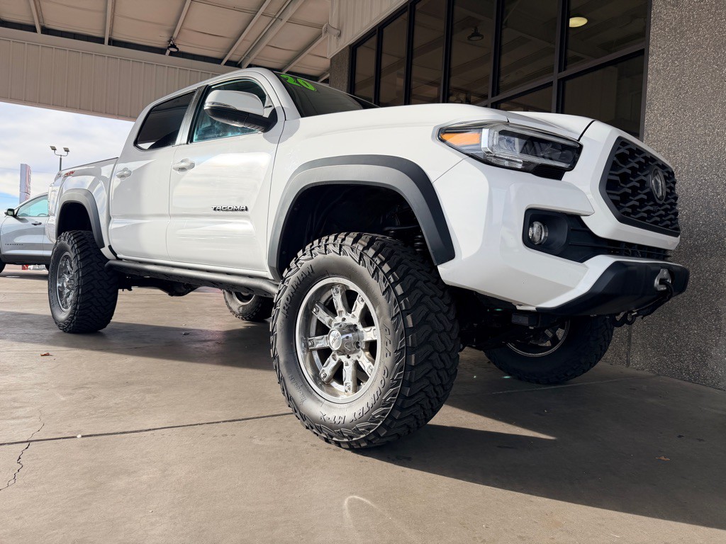2020 Toyota Tacoma Image 45