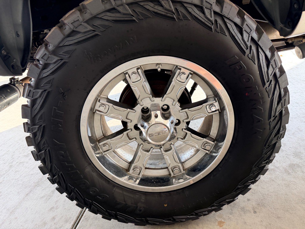 2020 Toyota Tacoma Image 50