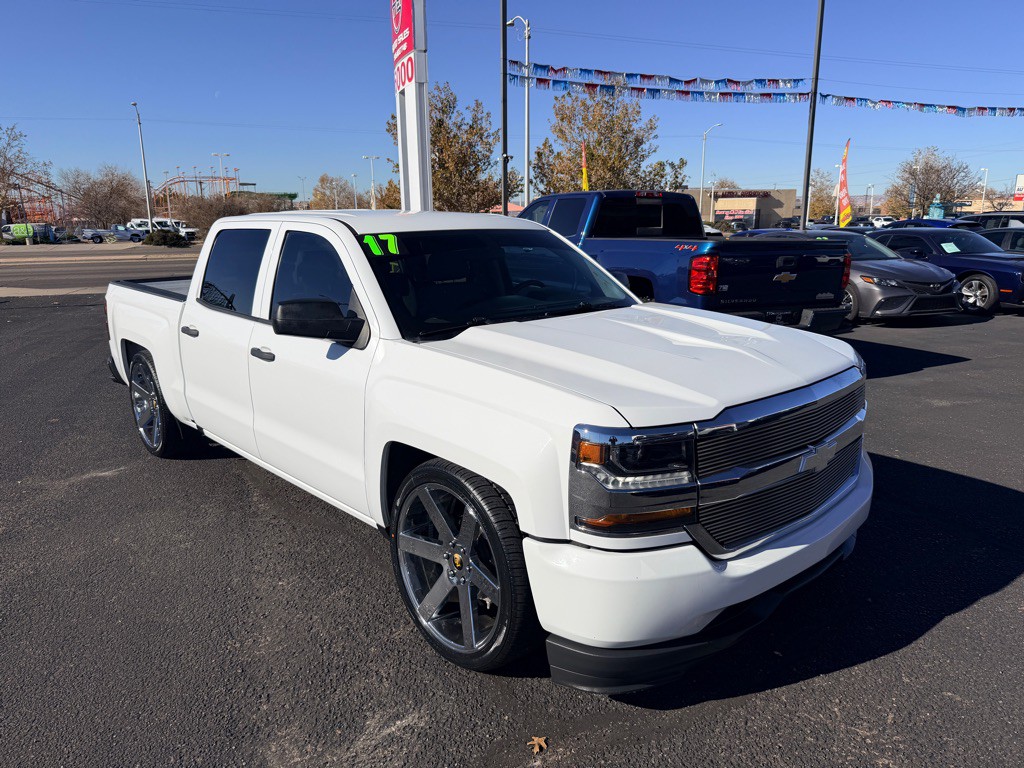 2017 Chevrolet Silverado 1500 Image 4