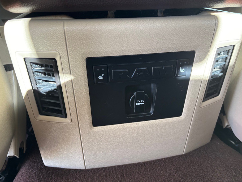 2016 RAM 2500 Image 22