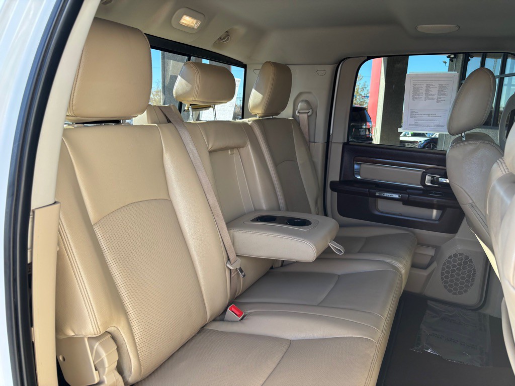 2016 RAM 2500 Image 25