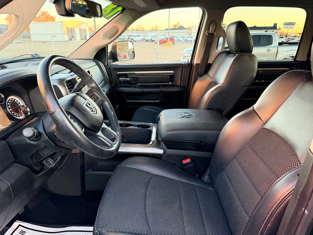 2018 RAM 3500 Image 6