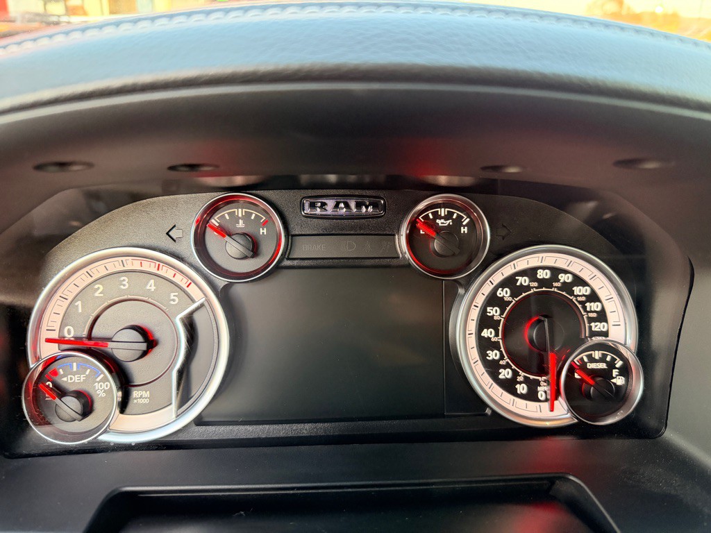 2018 RAM 3500 Image 10