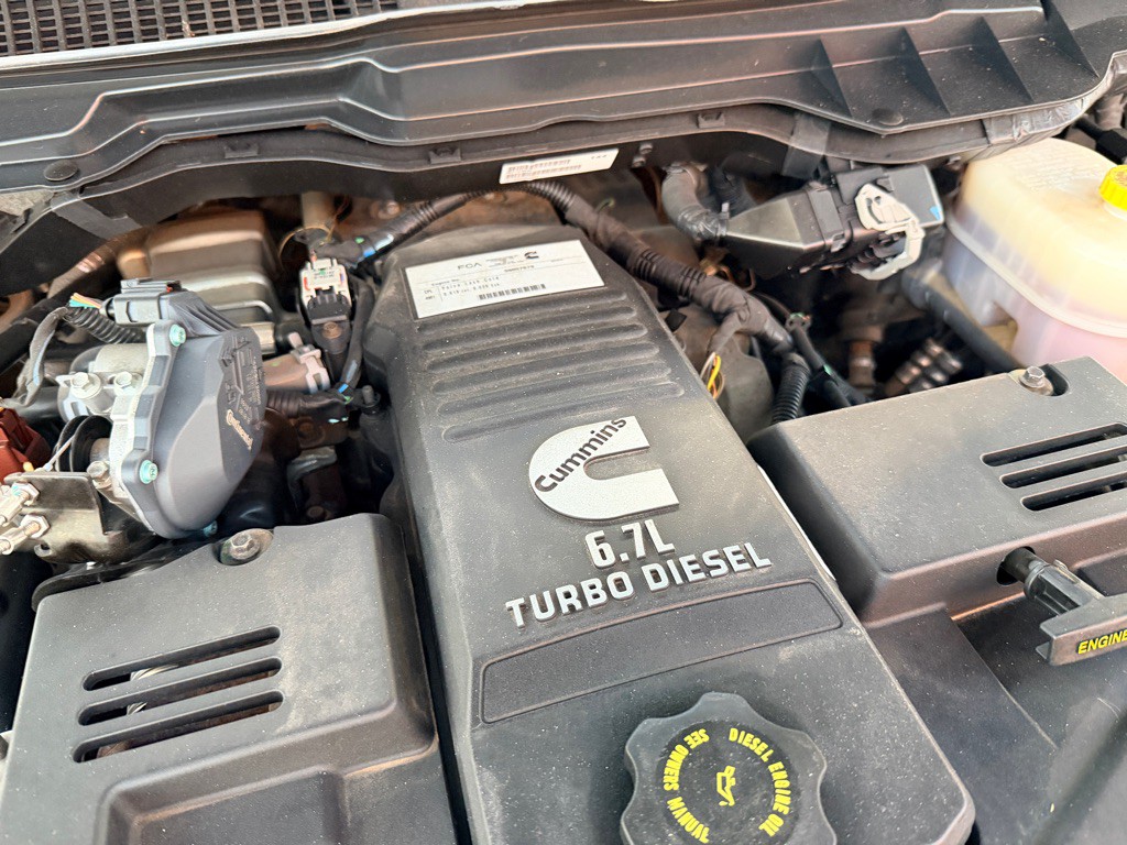 2018 RAM 3500 Image 23