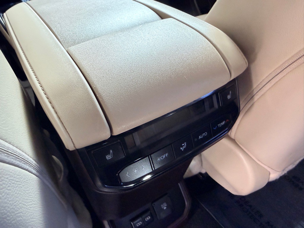 2022 Toyota Highlander Image 23