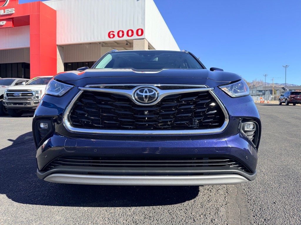 2022 Toyota Highlander Image 34