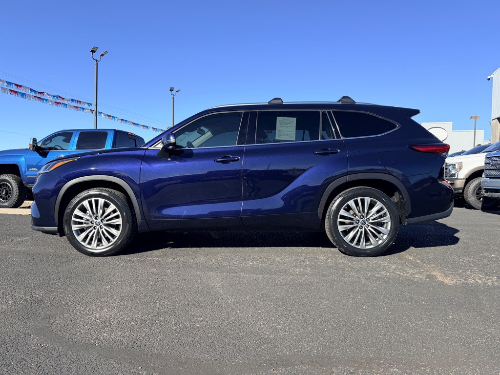 2022 Toyota Highlander Image 38