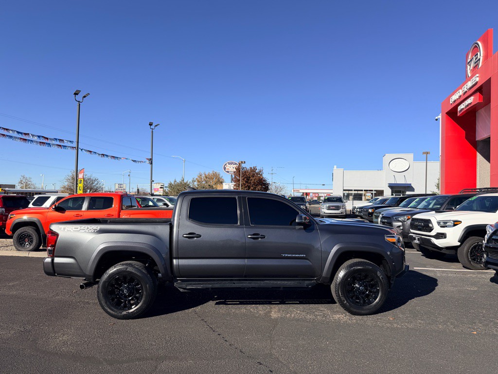 2019 Toyota Tacoma Image 3