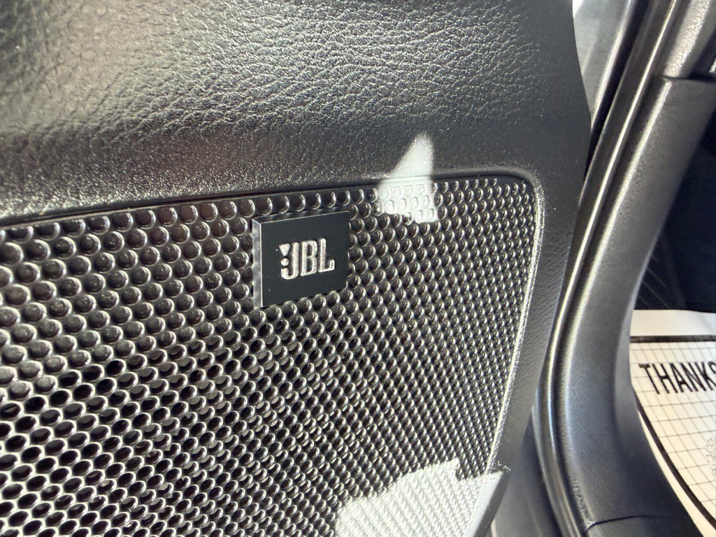 2019 Toyota Tacoma Image 6