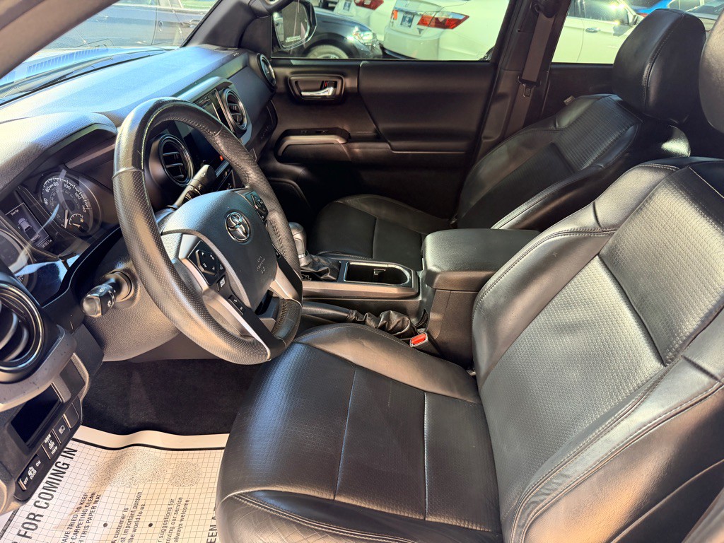 2019 Toyota Tacoma Image 7