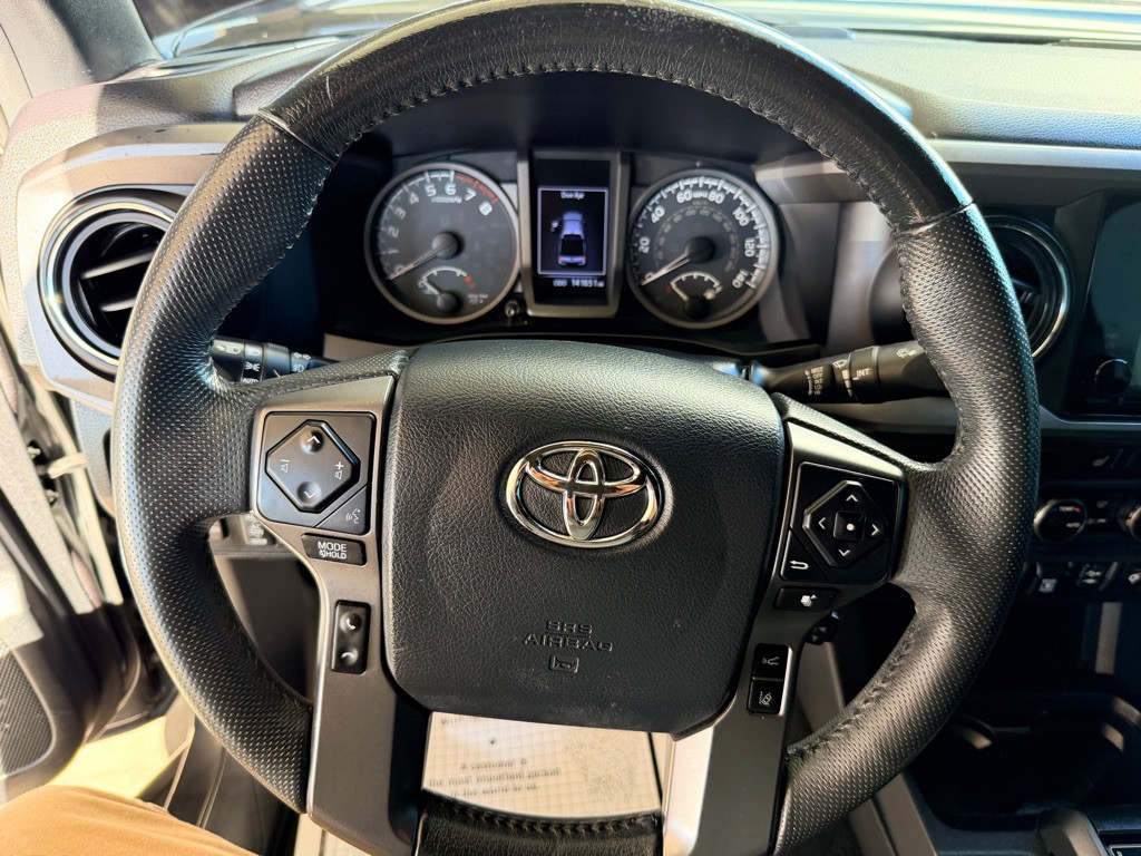 2019 Toyota Tacoma Image 10
