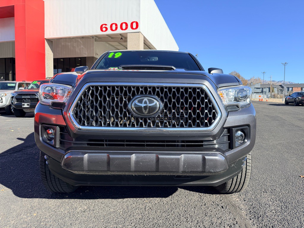 2019 Toyota Tacoma Image 26