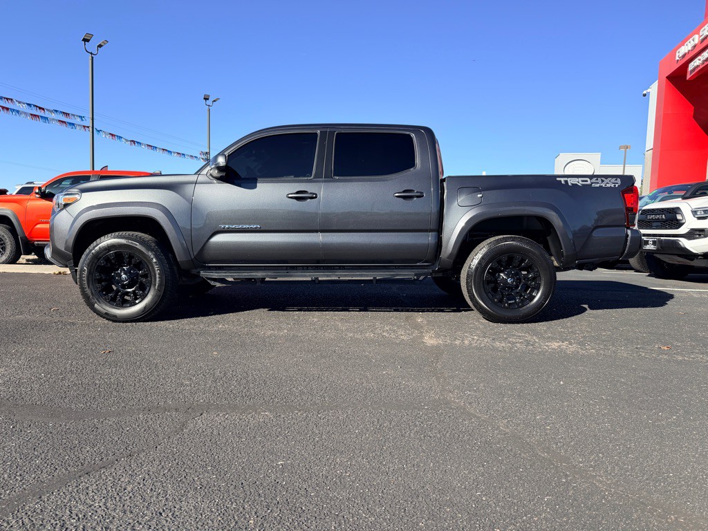 2019 Toyota Tacoma Image 32