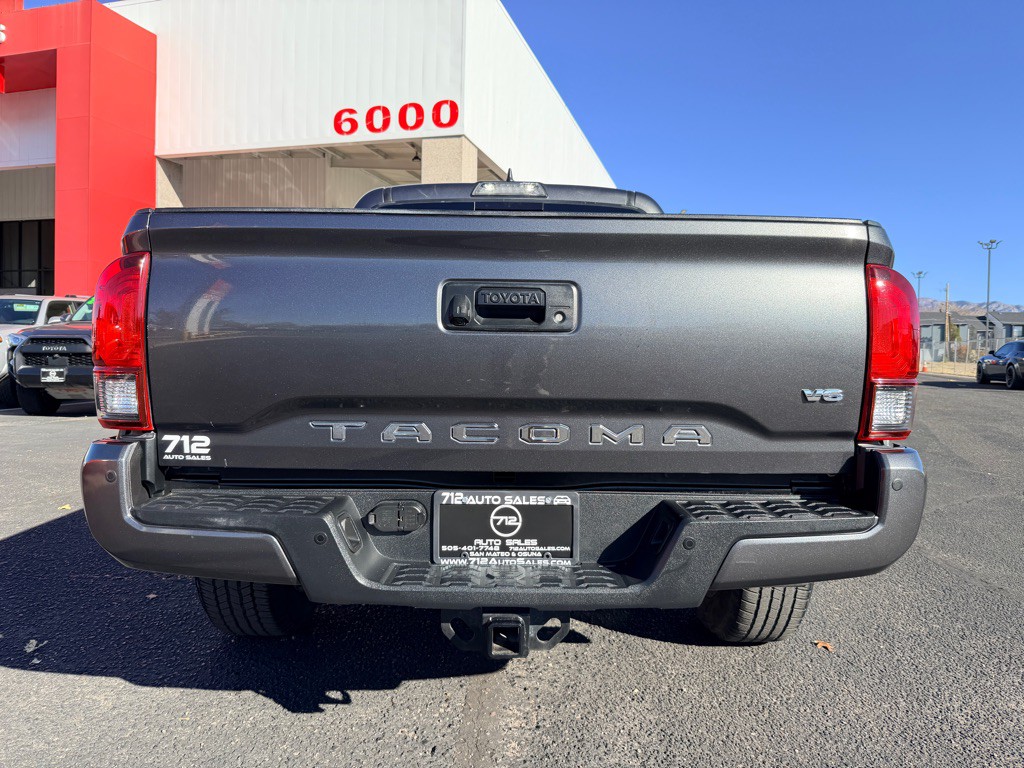 2019 Toyota Tacoma Image 37