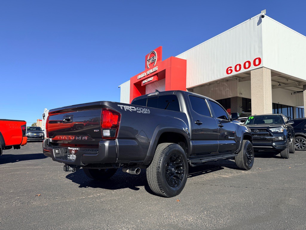 2019 Toyota Tacoma Image 39