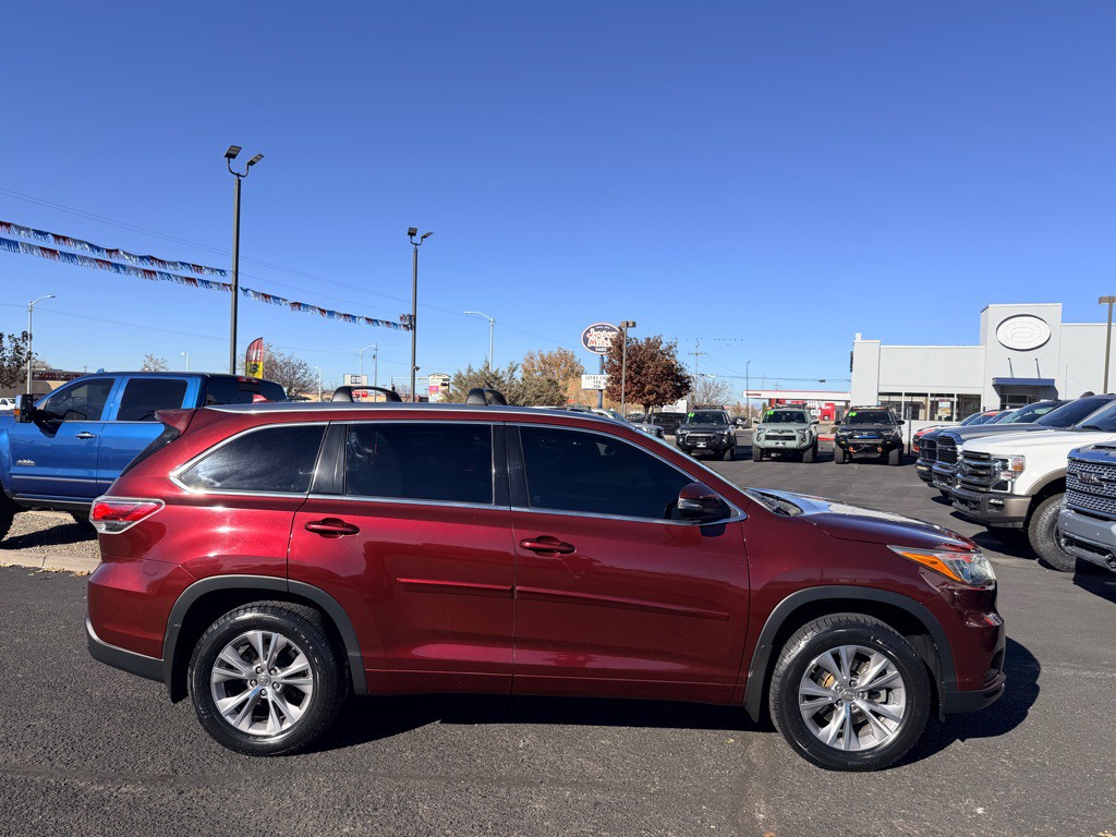 2015 Toyota Highlander Image 3