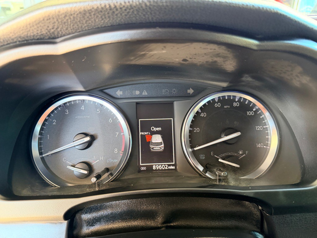 2015 Toyota Highlander Image 10