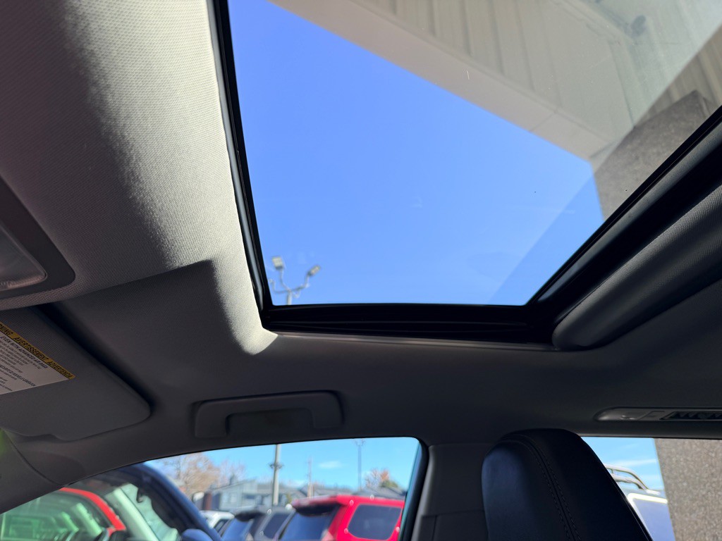 2015 Toyota Highlander Image 15