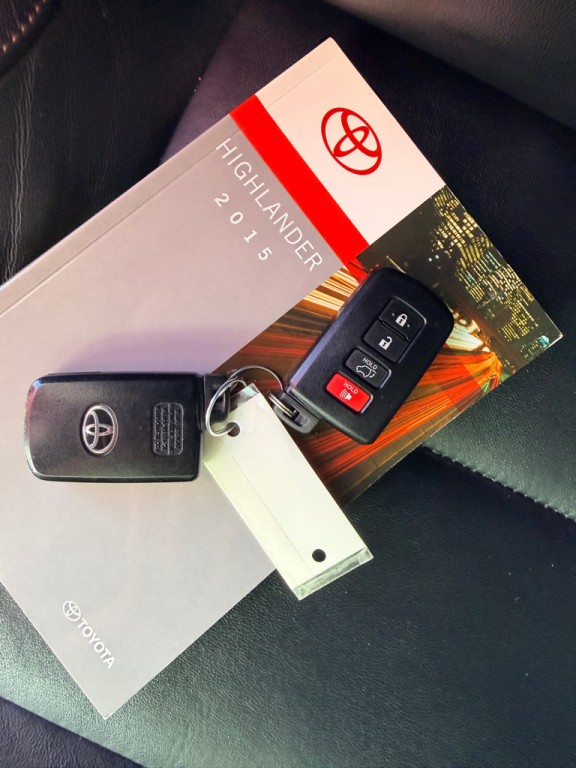 2015 Toyota Highlander Image 26