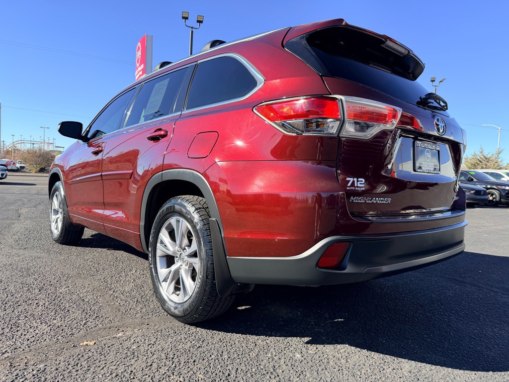 2015 Toyota Highlander Image 35