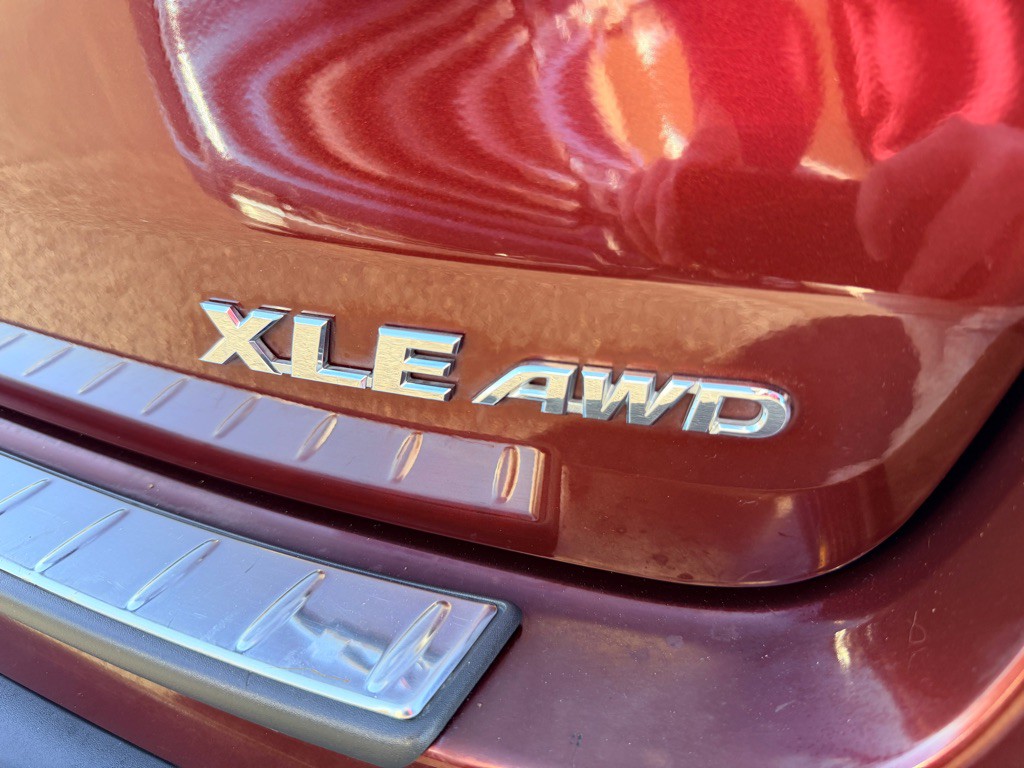 2015 Toyota Highlander Image 36