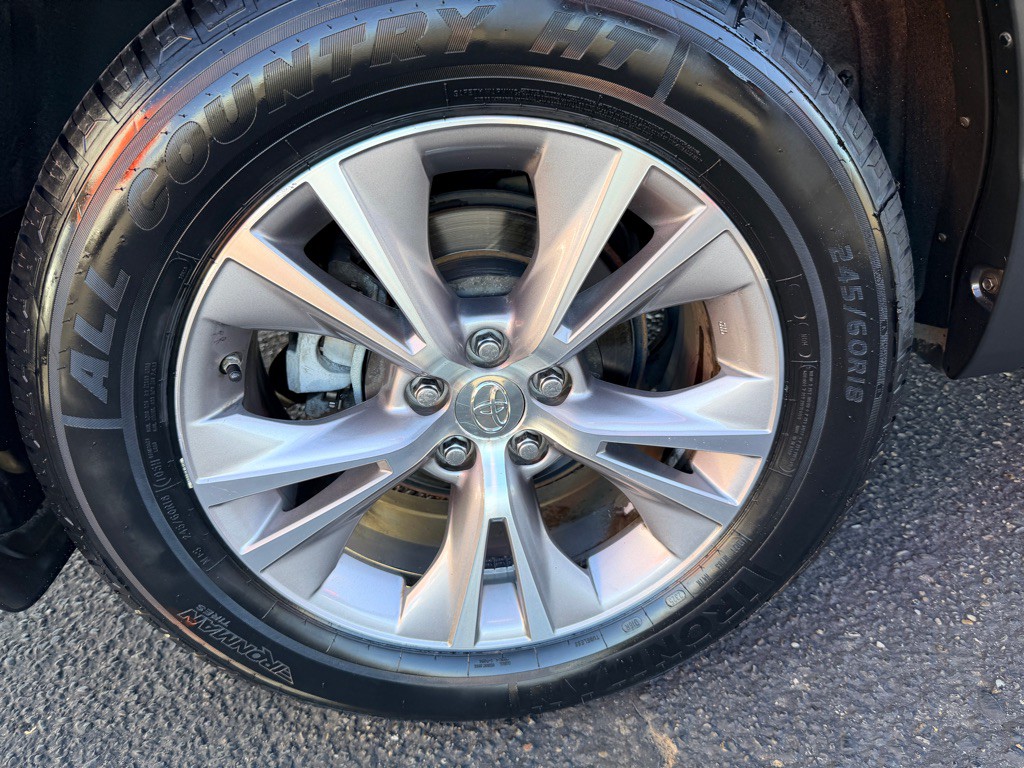 2015 Toyota Highlander Image 49