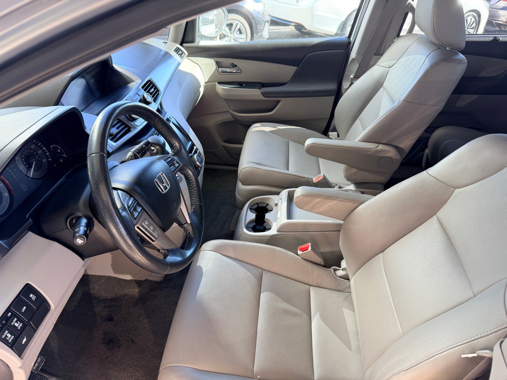 2017 Honda Odyssey Image 6