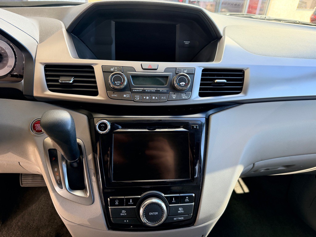 2017 Honda Odyssey Image 13