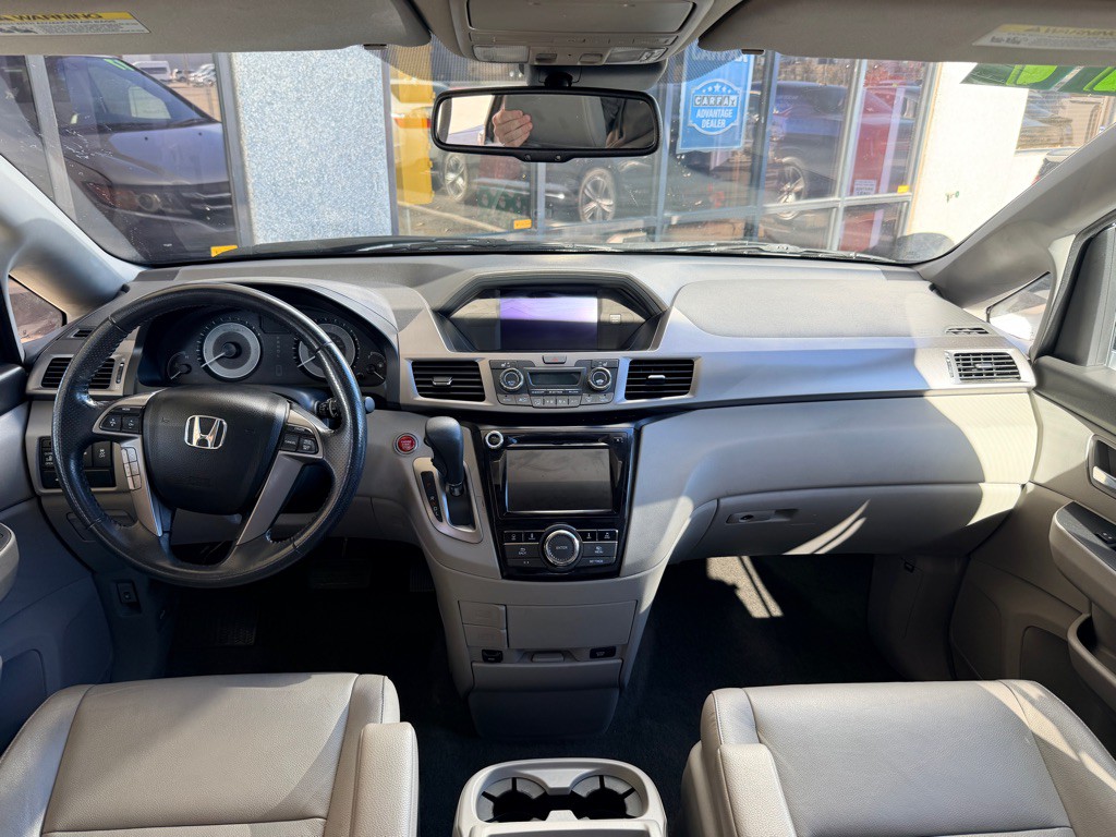 2017 Honda Odyssey Image 20