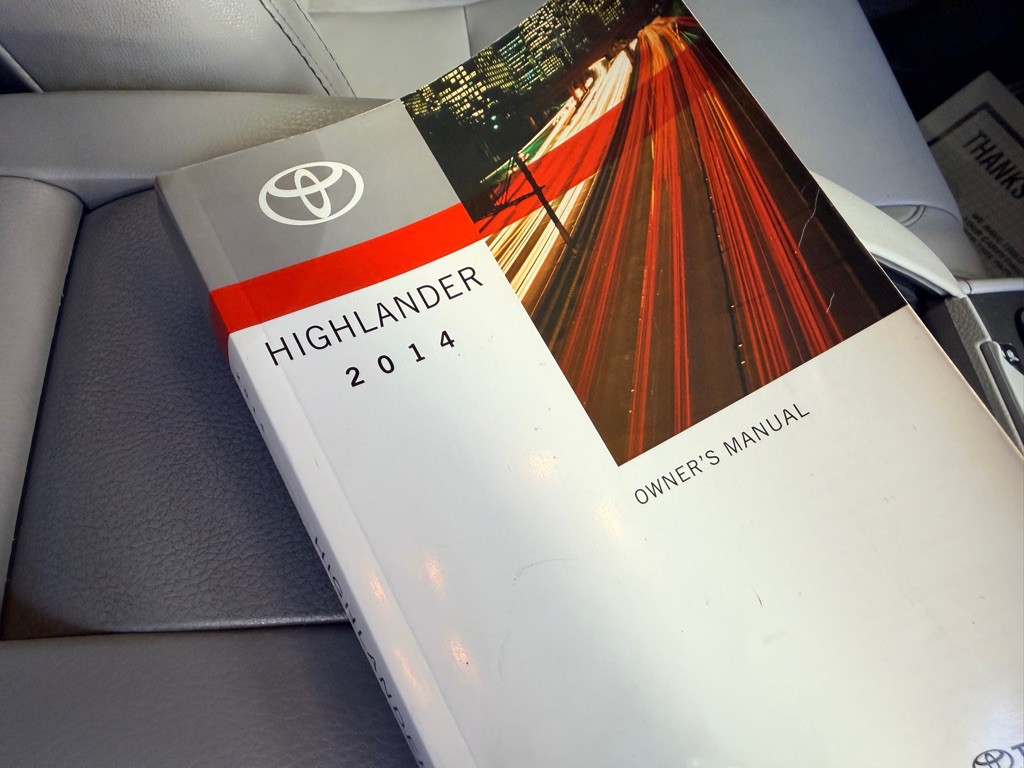 2014 Toyota Highlander Image 26