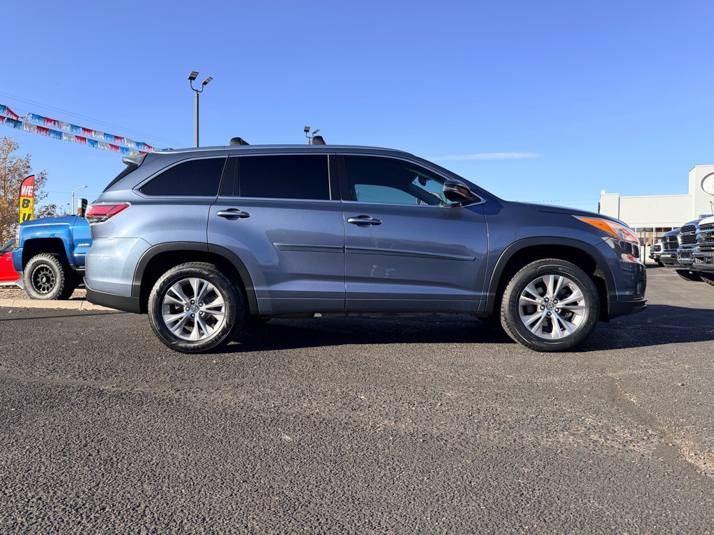 2014 Toyota Highlander Image 40