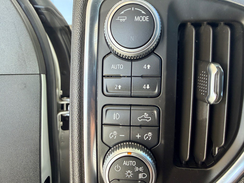 2020 GMC Sierra Image 10