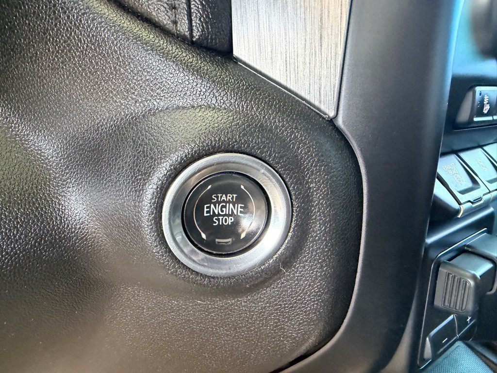 2020 GMC Sierra Image 13