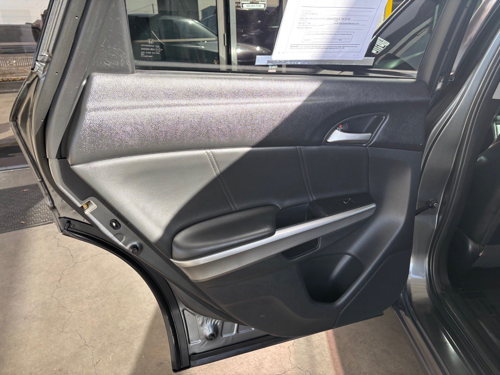 2013 Honda Crosstour Image 20