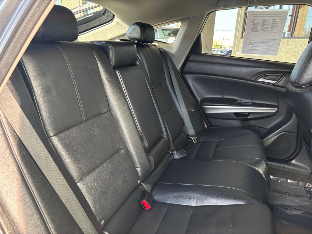 2013 Honda Crosstour Image 25