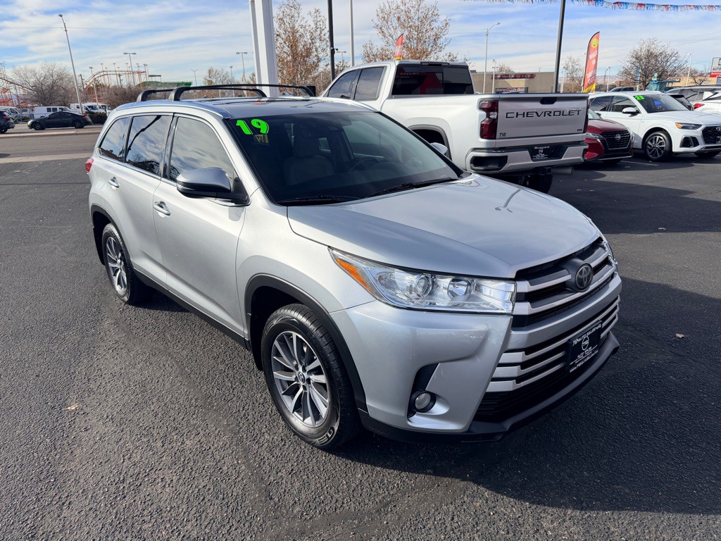 2019 Toyota Highlander Image 4