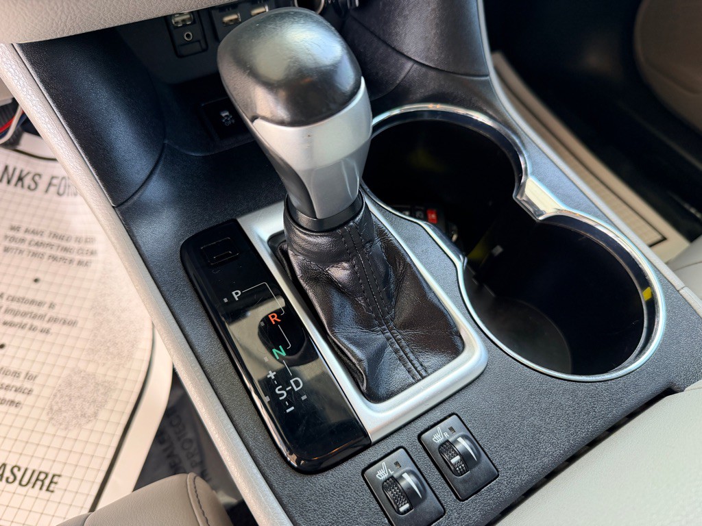 2019 Toyota Highlander Image 12