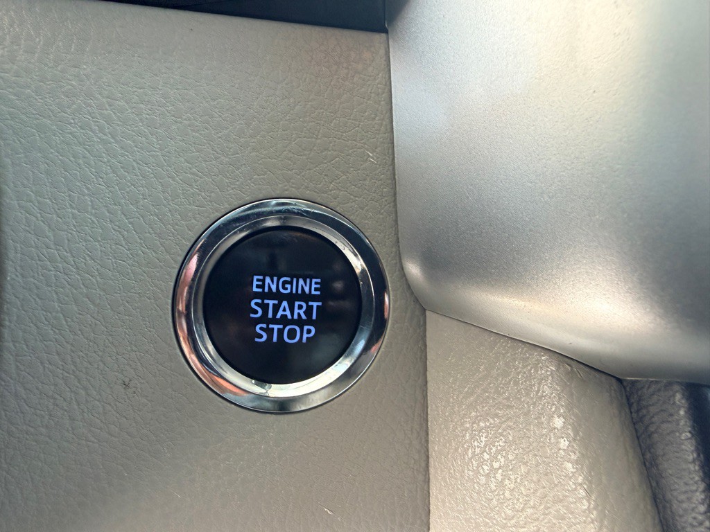 2019 Toyota Highlander Image 14