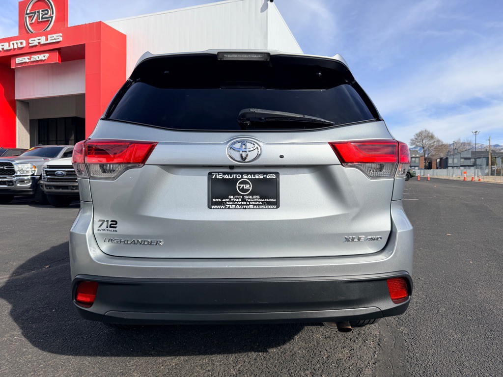 2019 Toyota Highlander Image 36
