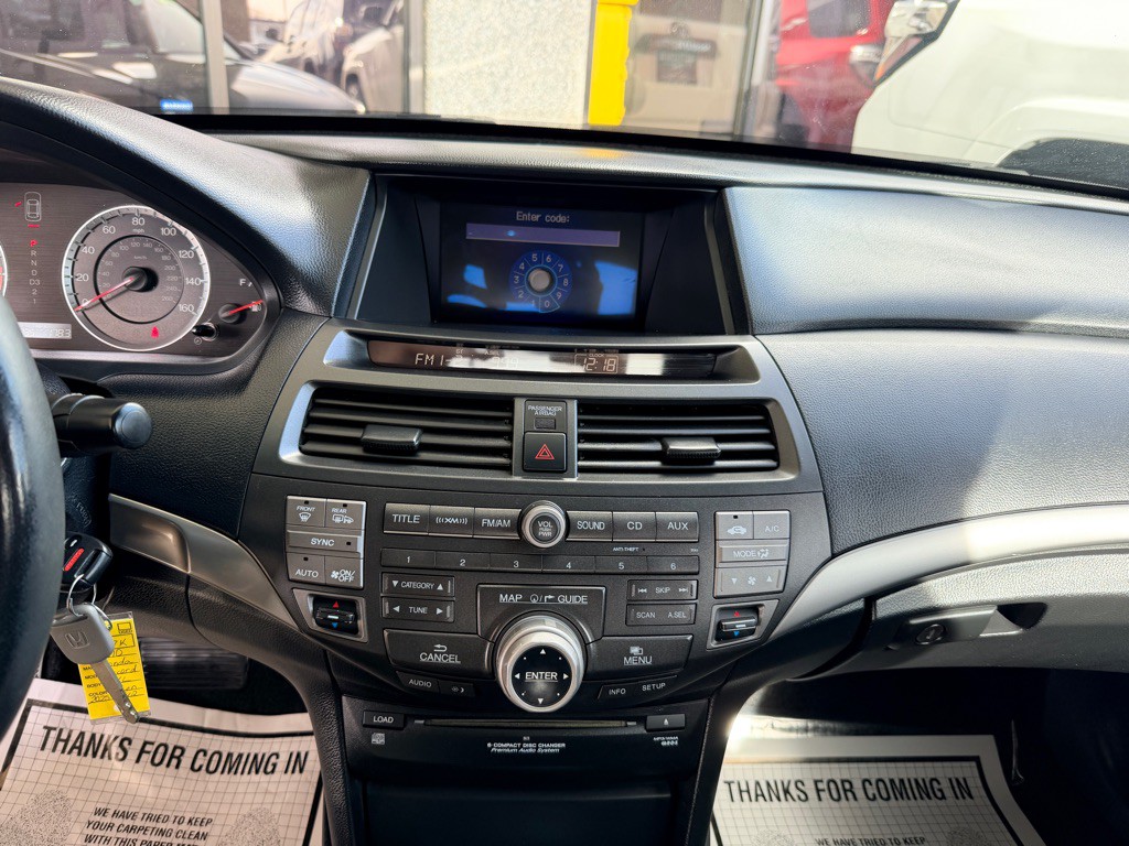 2010 Honda Accord Image 13