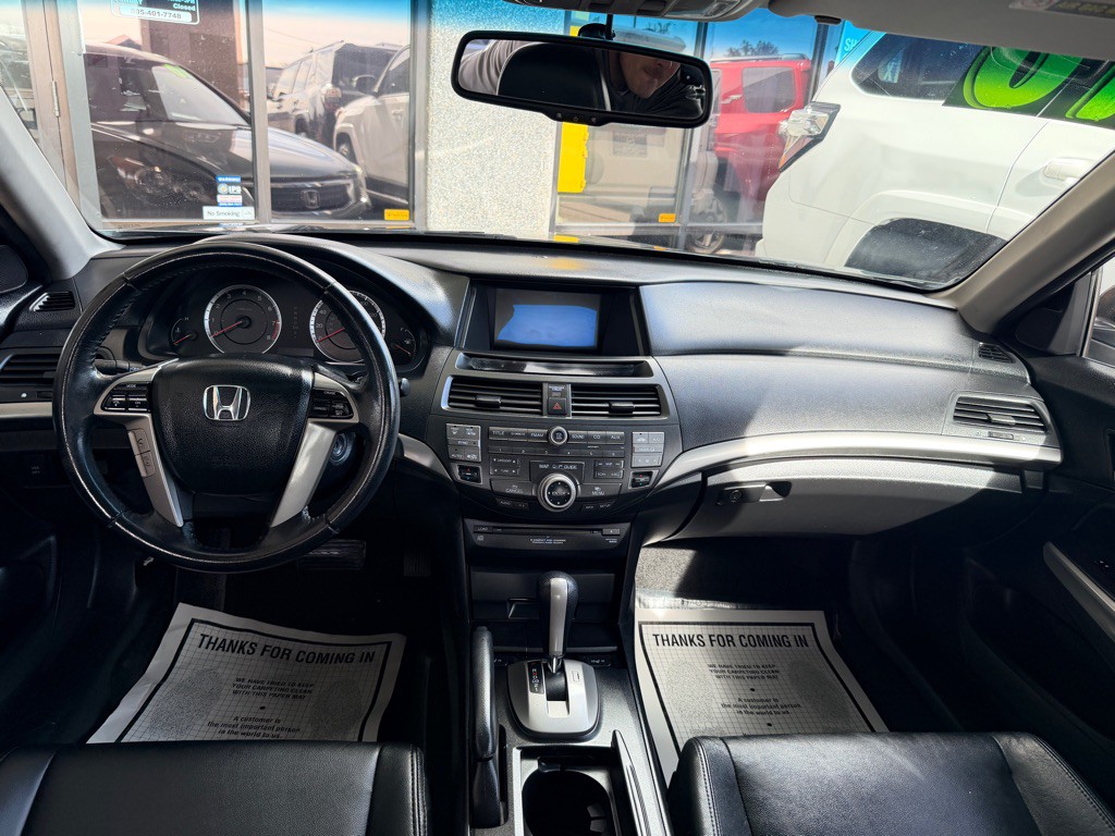 2010 Honda Accord Image 17