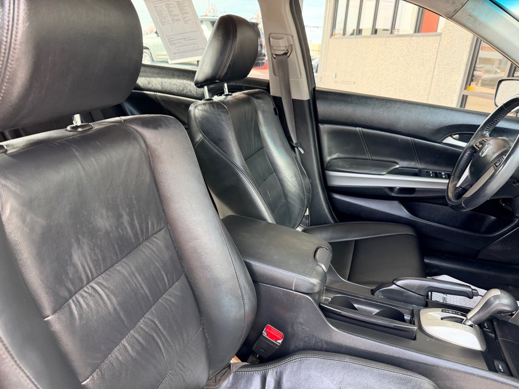 2010 Honda Accord Image 20