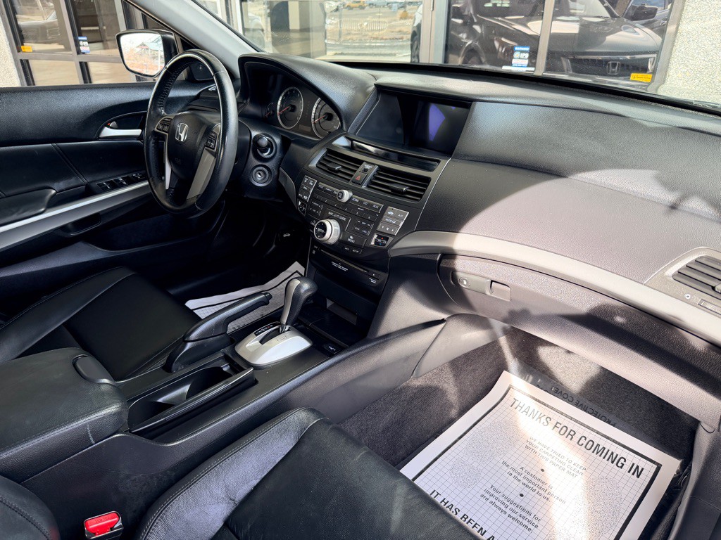 2010 Honda Accord Image 21