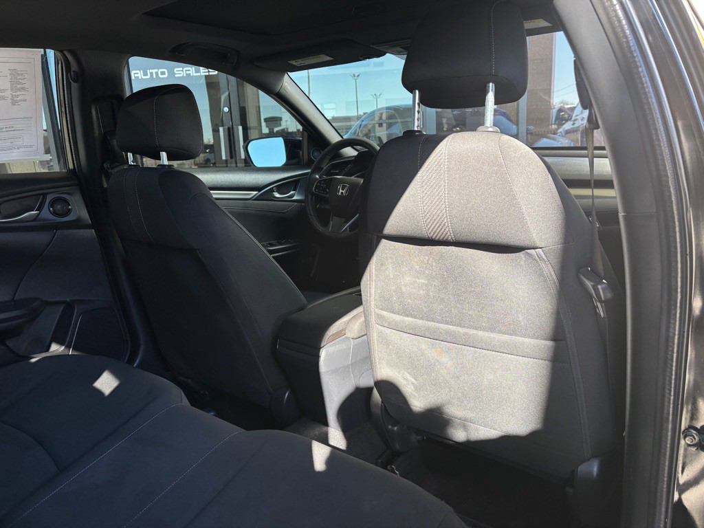 2018 Honda Civic Image 21