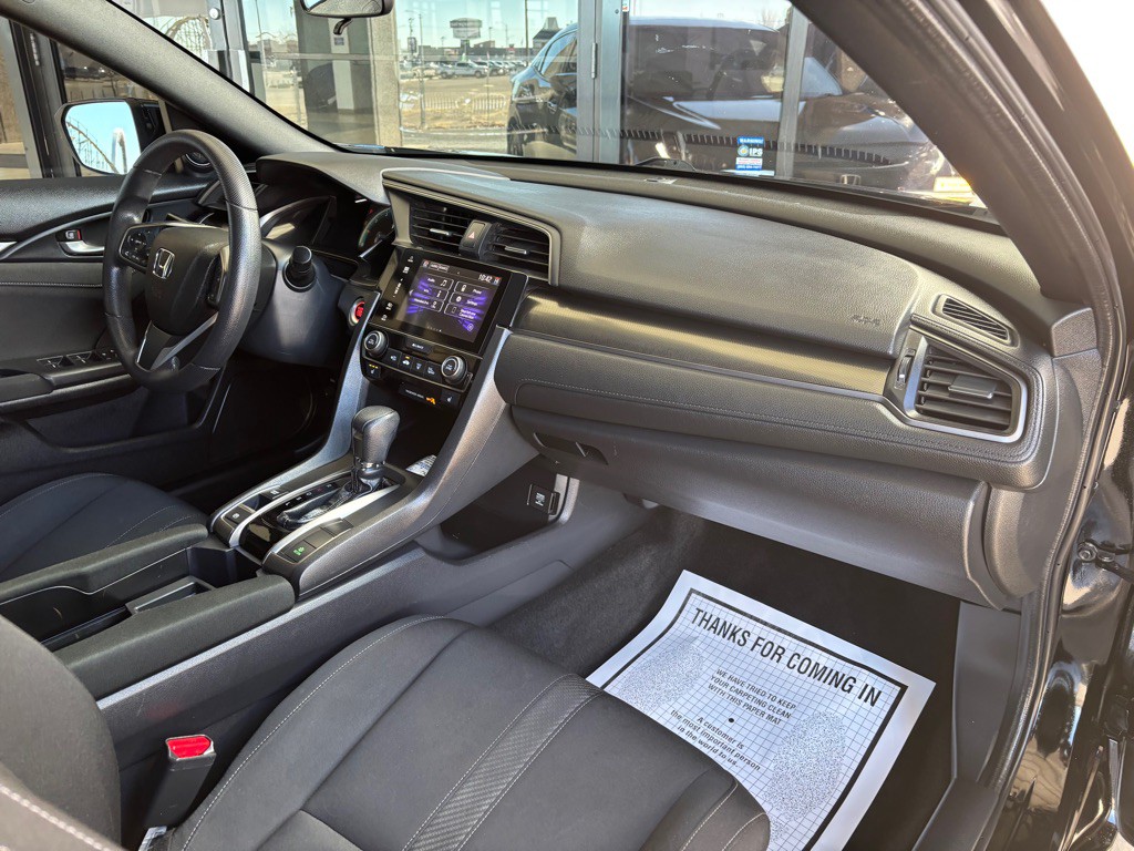 2018 Honda Civic Image 25